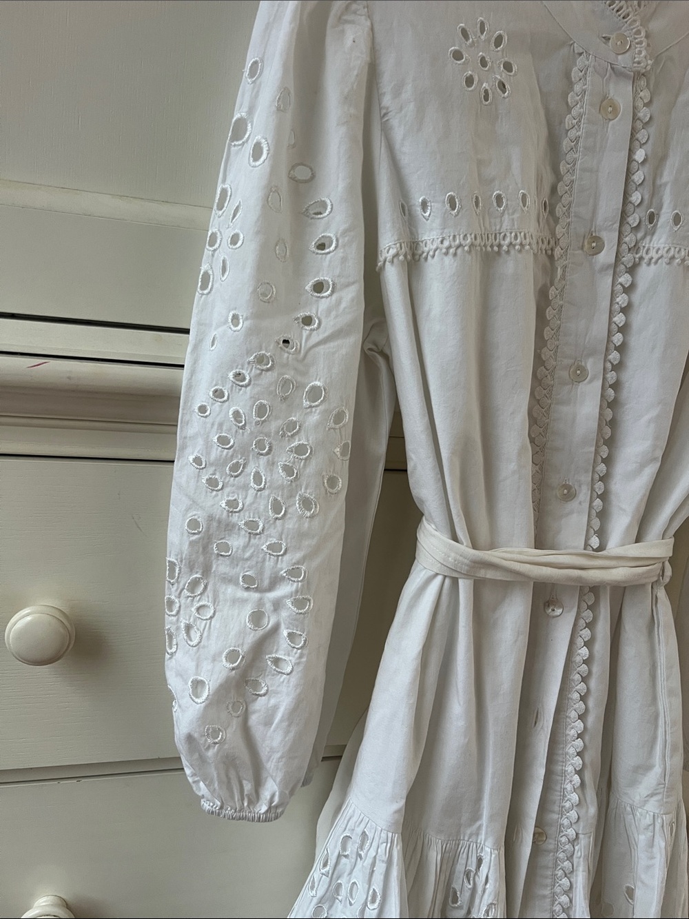 Avec Les Filles White Eyelet Long-Sleeve Button-Front Dress - Picture 6 of 12